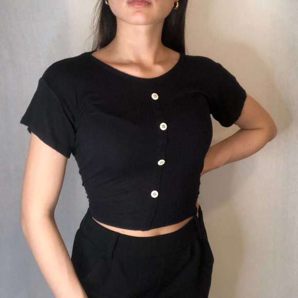 Black Ribbed Crop Top with White Buttons - Picture 3 of 6